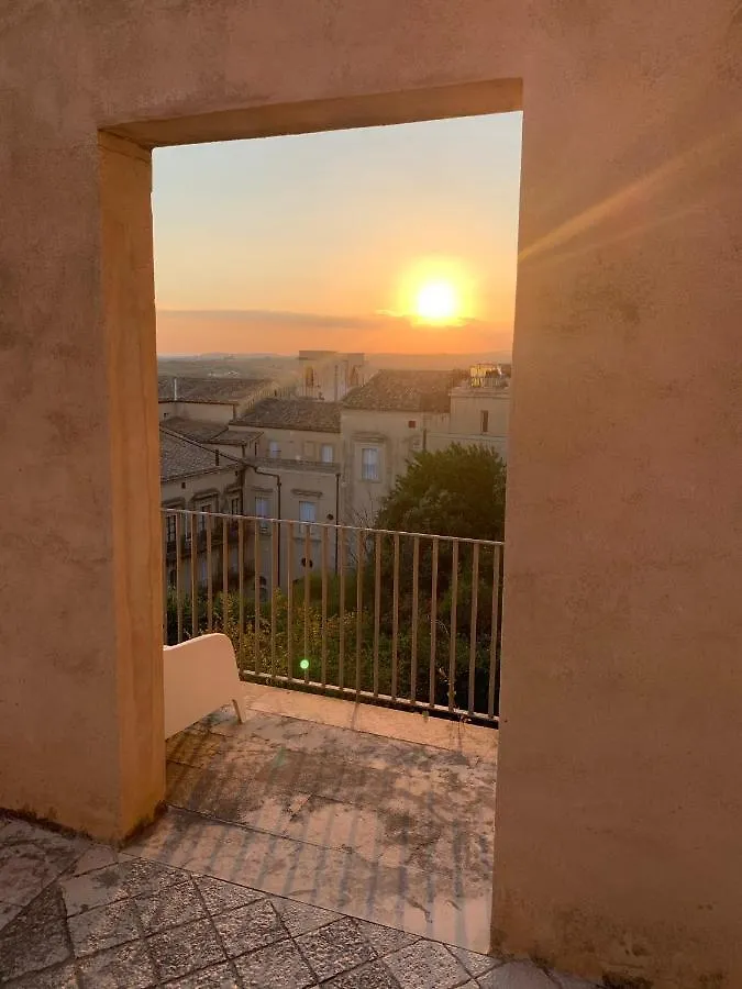 Hostel Ostello Della Gioventu - Il Castello Noto