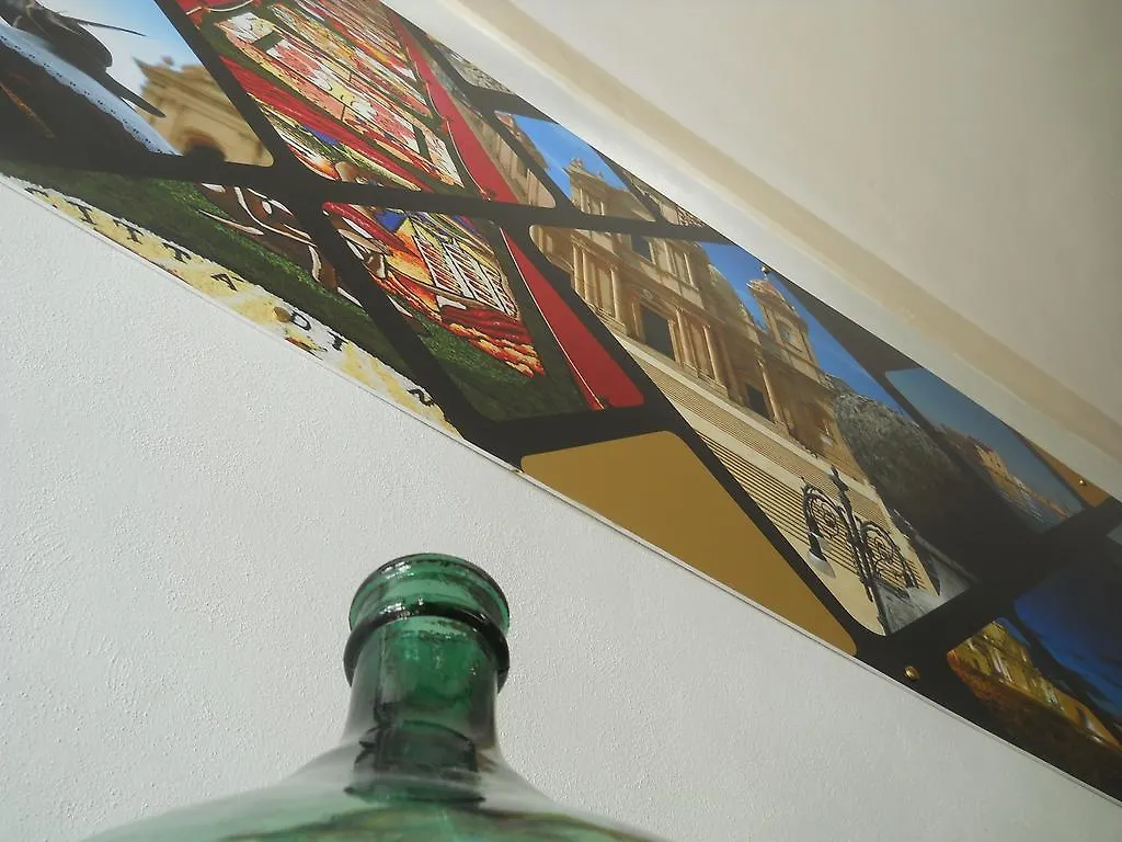 Hostel Ostello Della Gioventu - Il Castello Noto
