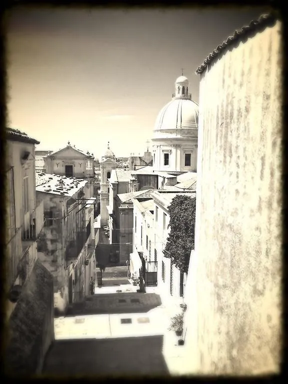 Ostello Della Gioventu - Il Castello Noto